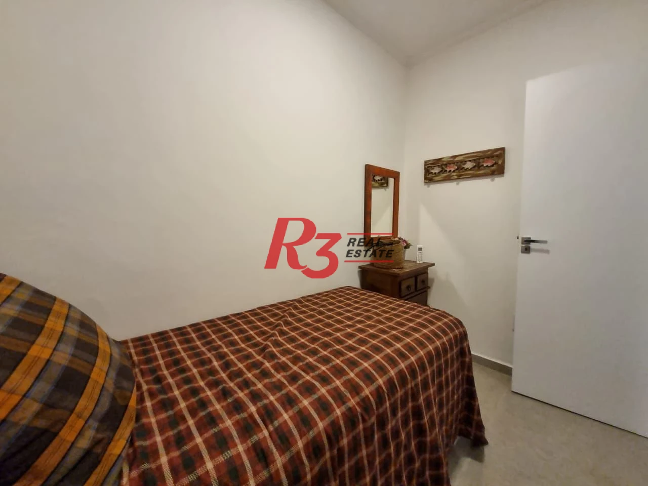 Apartamento com 2 dormitórios à venda, 78 m² por R$ 790.000,00 - Gonzaga - Santos/SP
