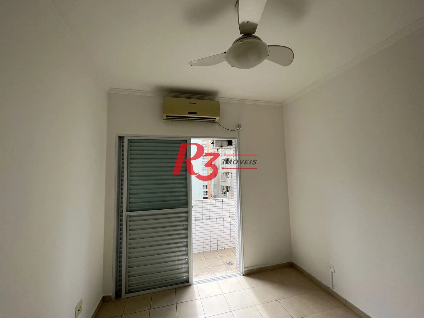 Apartamento com 1 dormitório para alugar, 45 m² por R$ 3.300,00/mês - Gonzaga - Santos/SP