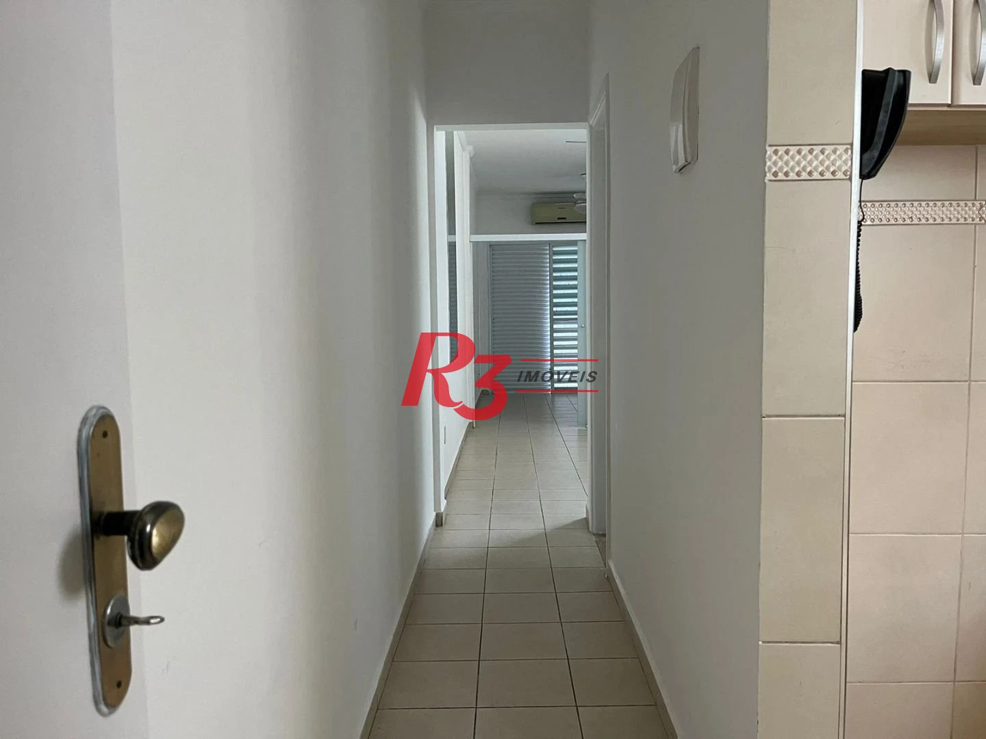 Apartamento com 1 dormitório para alugar, 45 m² por R$ 3.300,00/mês - Gonzaga - Santos/SP
