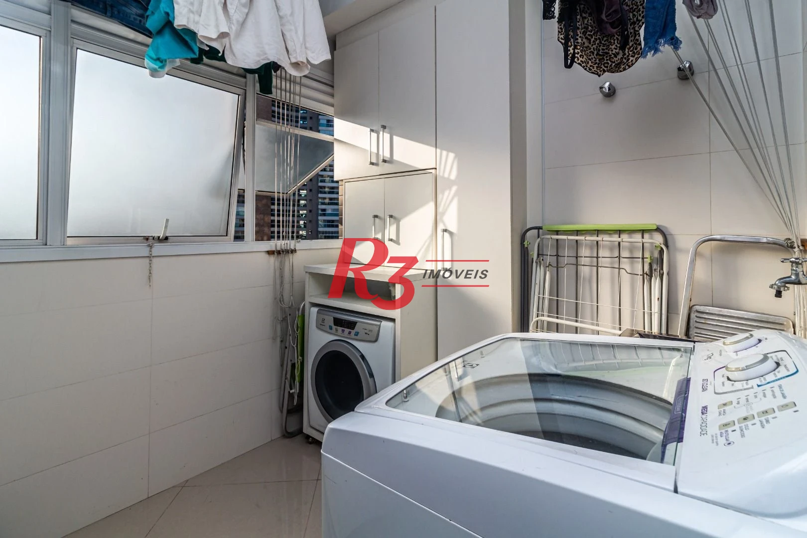 Apartamento com 3 dormitórios, 128 m² - venda por R$ 2.130.000,00 ou aluguel por R$ 19.500,00/mês - Embaré - Santos/SP