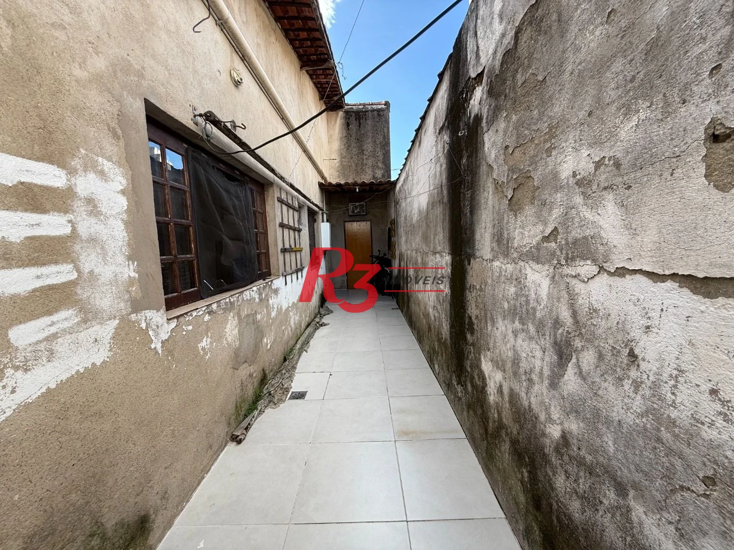 Casa com 3 dormitórios à venda, 162 m² por R$ 380.000,00 - Castelo - Santos/SP