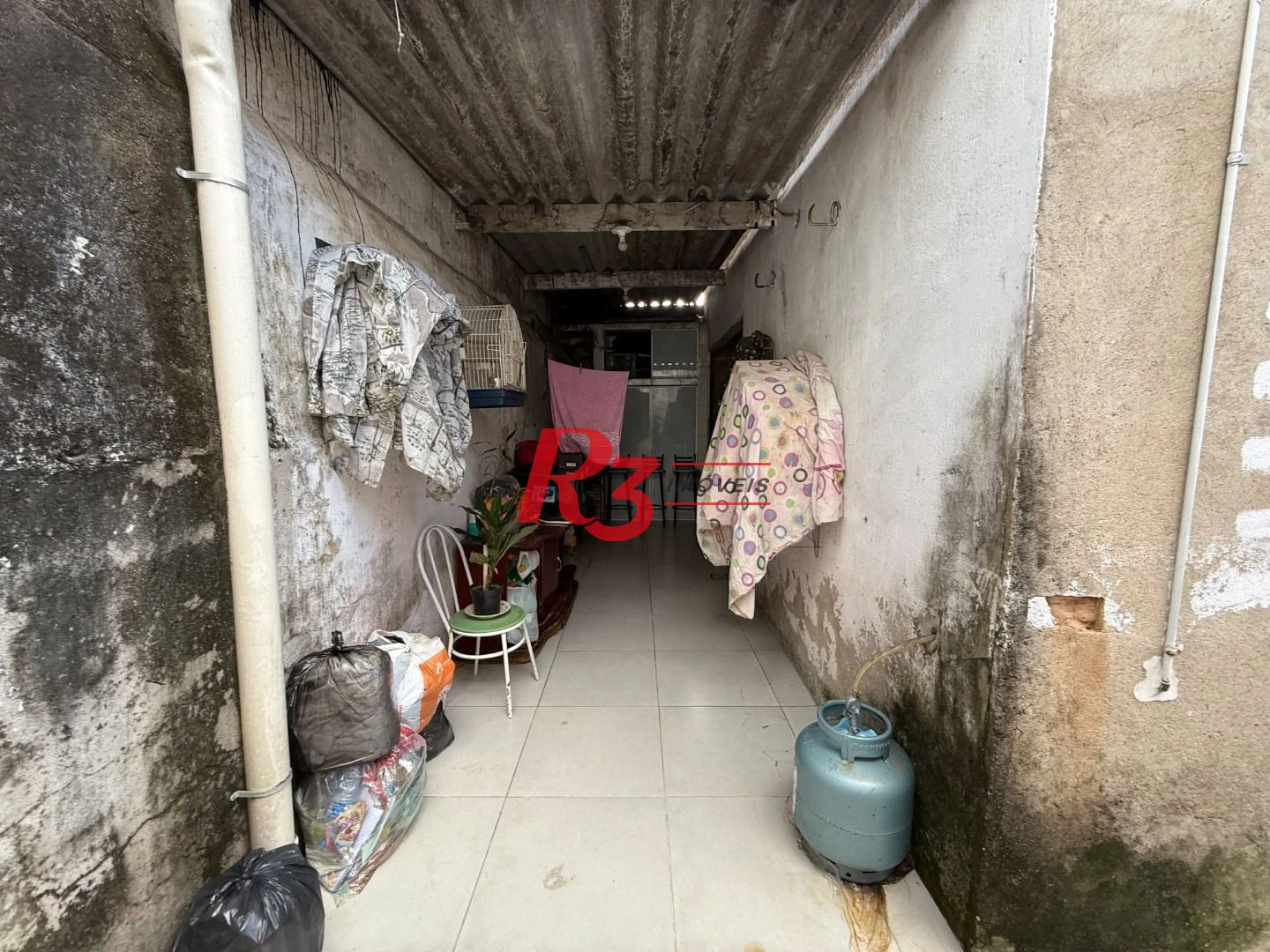 Casa com 3 dormitórios à venda, 162 m² por R$ 380.000,00 - Castelo - Santos/SP