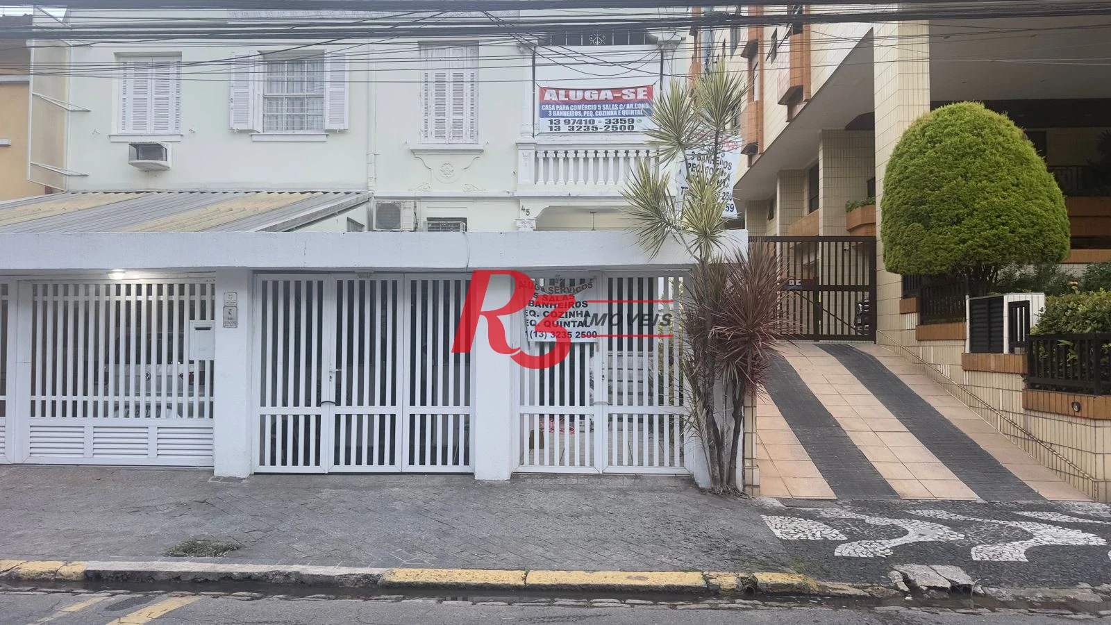 Sobrado com 5 dormitórios para alugar, 200 m² por R$ 5.000,00/mês - Gonzaga - Santos/SP