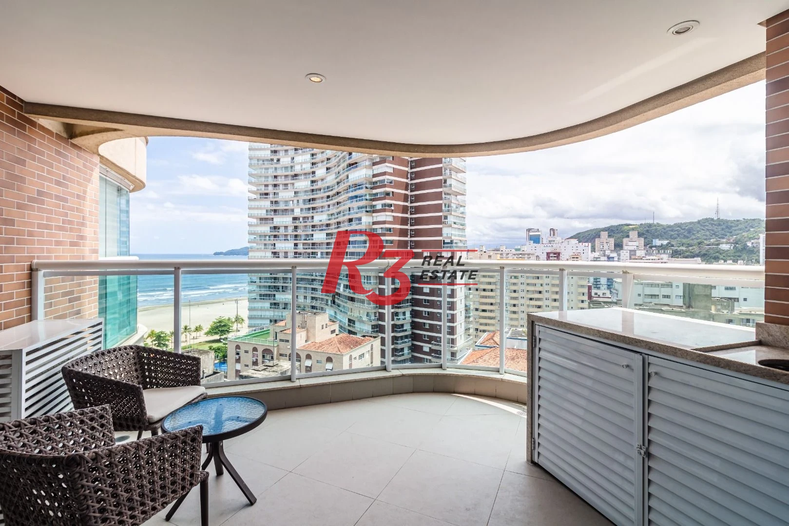 Apartamento para alugar, 45 m² por R$ 5.900,00/mês - Pompéia - Santos/SP