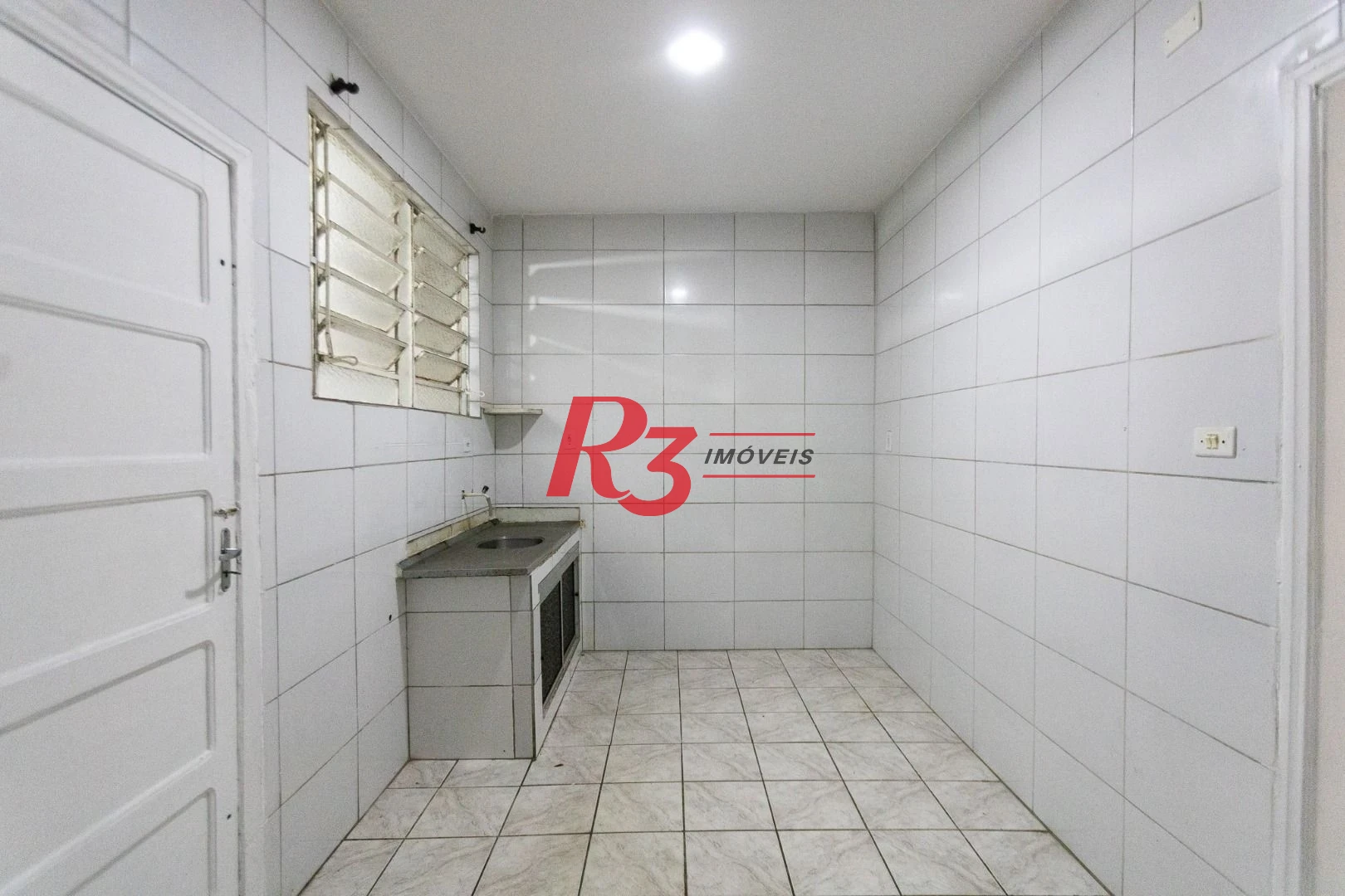 Sobrado com 2 dormitórios para alugar, 79 m² por R$ 5.500,00/mês - Boqueirão - Santos/SP