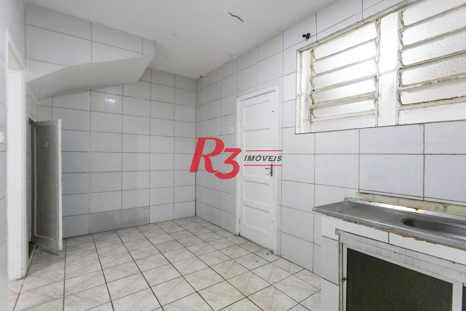 Sobrado com 2 dormitórios para alugar, 79 m² por R$ 5.500,00/mês - Boqueirão - Santos/SP