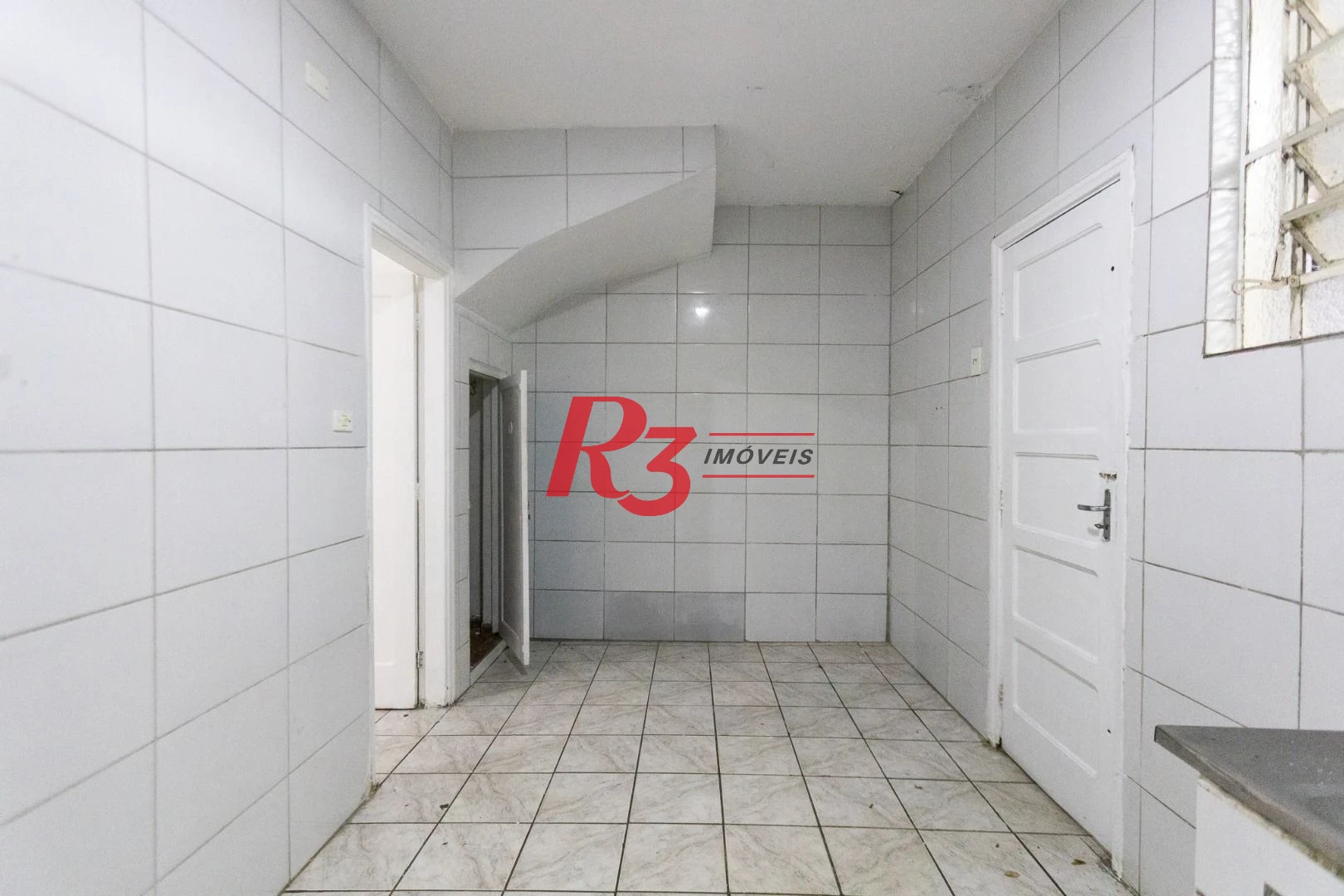 Sobrado com 2 dormitórios para alugar, 79 m² por R$ 5.500,00/mês - Boqueirão - Santos/SP