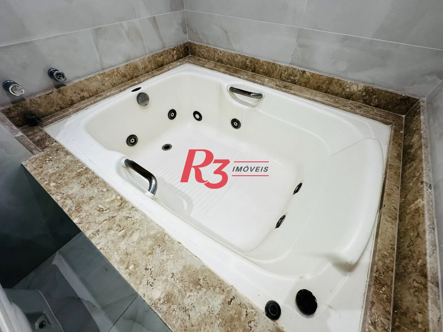 Apartamento com 3 dormitórios para alugar, 199 m² - Ponta da Praia - Santos/SP