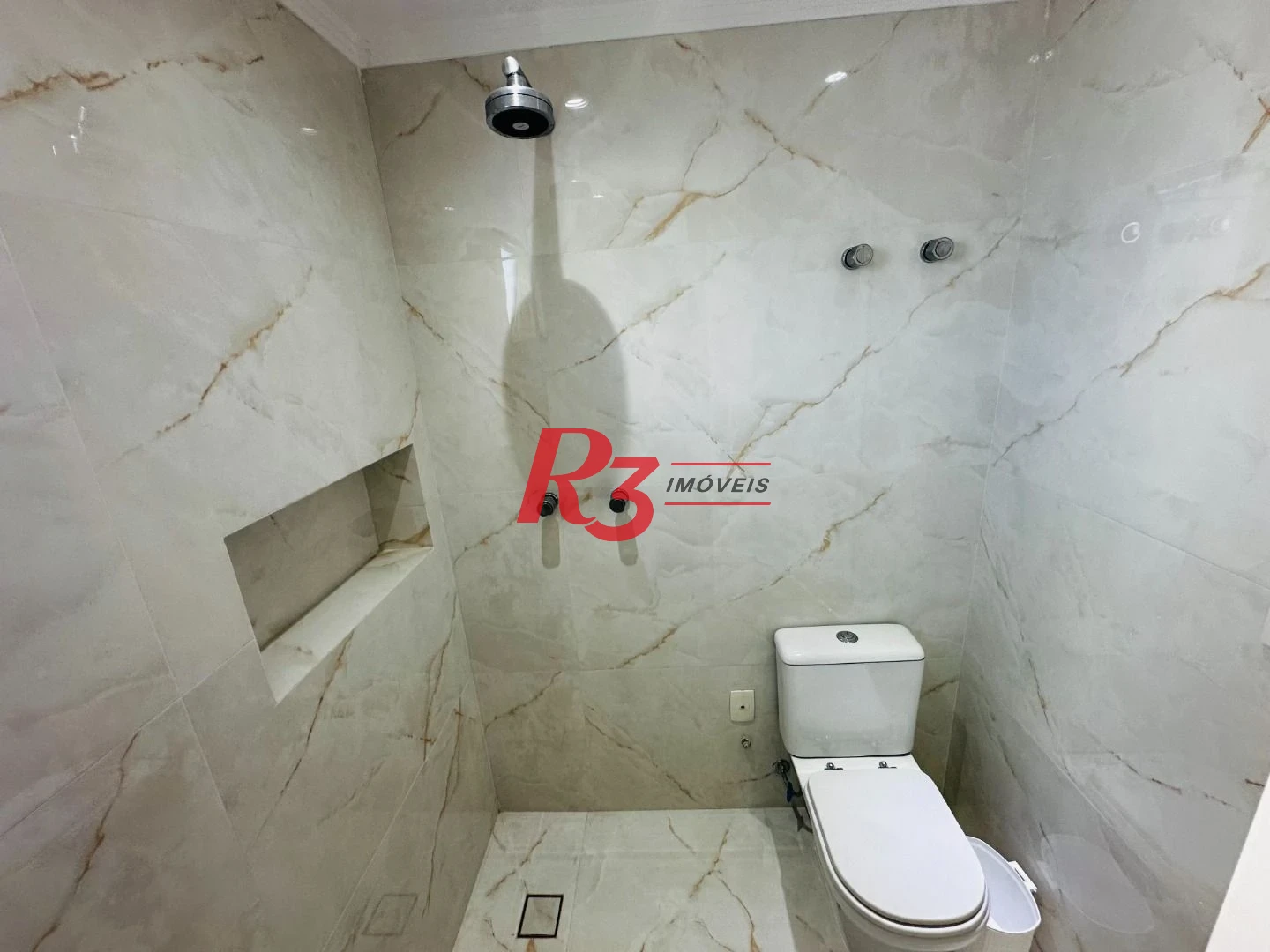 Apartamento com 3 dormitórios para alugar, 199 m² - Ponta da Praia - Santos/SP