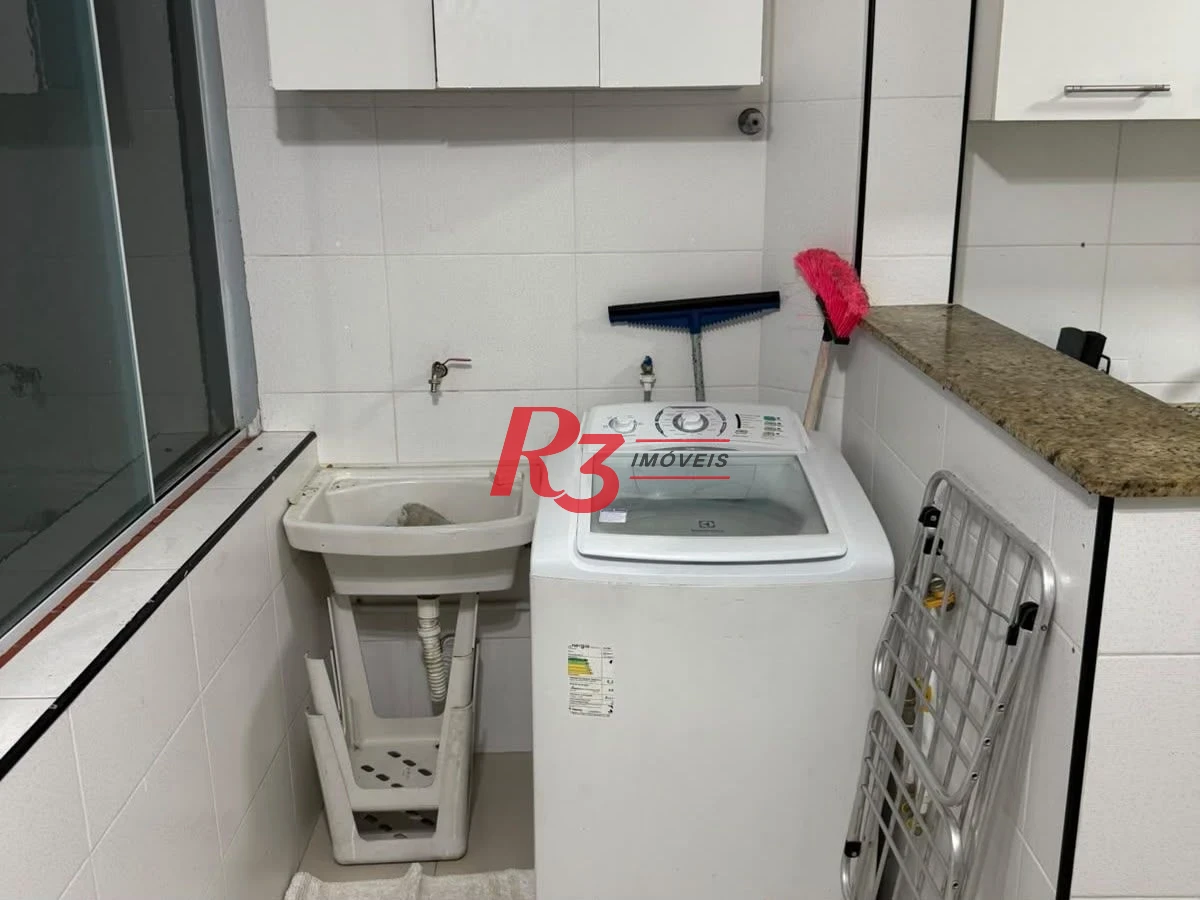 Apartamento com 2 dormitórios para alugar, 75 m² por R$ 3.500,00/mês - Gonzaga - Santos/SP
