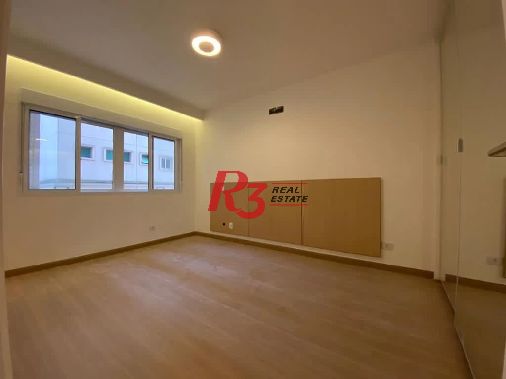 APTO ALTO PADRÃO - Totalmente reformado com vista para o mar