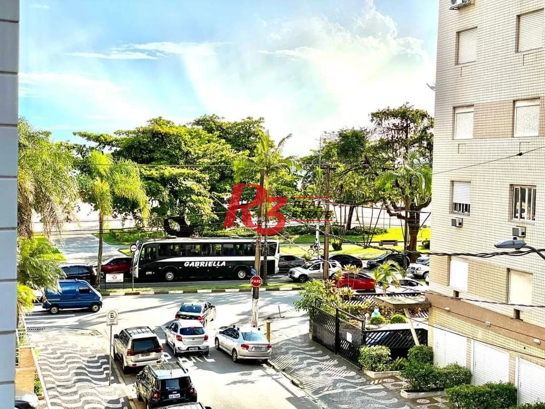 APTO ALTO PADRÃO - Totalmente reformado com vista para o mar