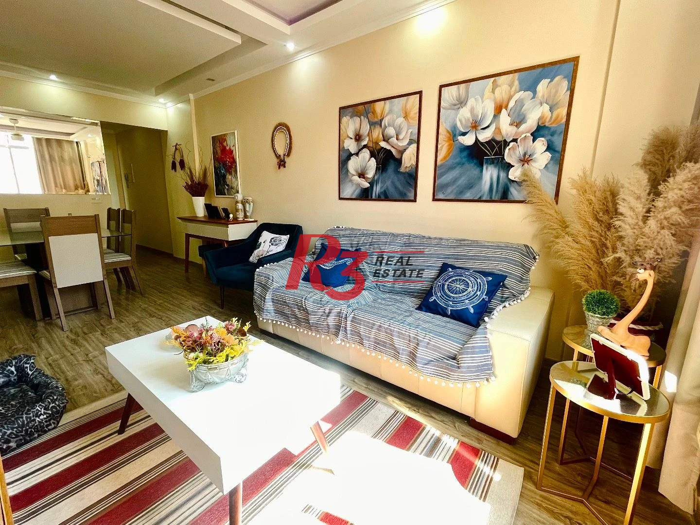 Apartamento com 2 dormitórios à venda, 65 m² por R$ 580.000,00 - Gonzaga - Santos/SP