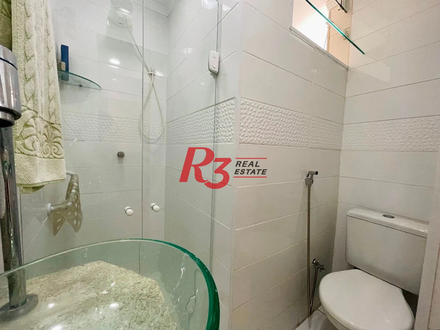 Apartamento com 2 dormitórios à venda, 65 m² por R$ 580.000,00 - Gonzaga - Santos/SP