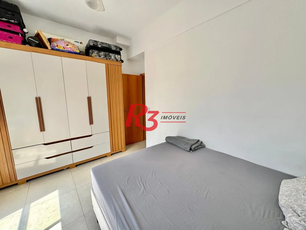 Apartamento com 2 dormitórios para alugar, 67 m² por R$ 4.000,00/mês - Encruzilhada - Santos/SP