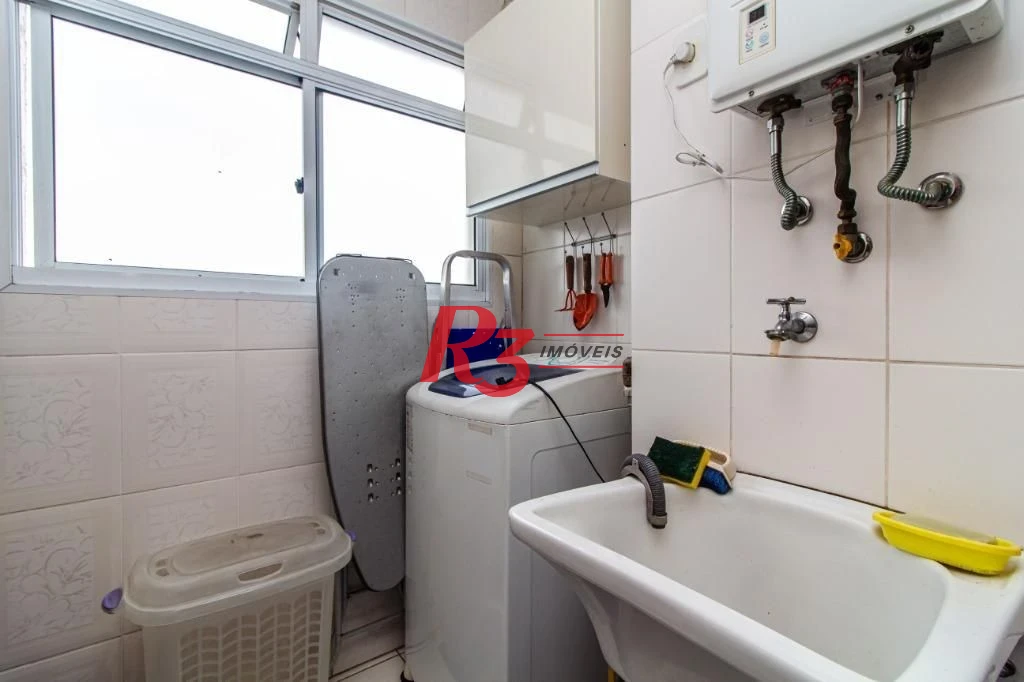 Apartamento com 3 dormitórios à venda, 70 m² por R$ 375.000,00 - Areia Branca - Santos/SP