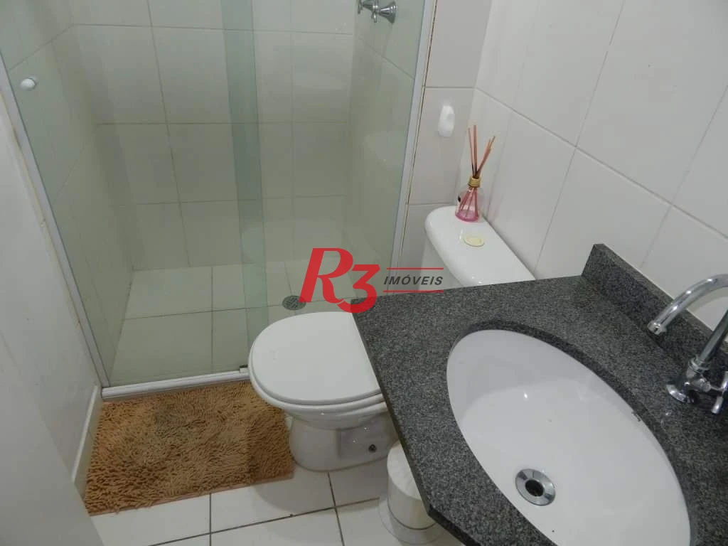 Apartamento com 3 dormitórios à venda, 70 m² por R$ 375.000,00 - Areia Branca - Santos/SP