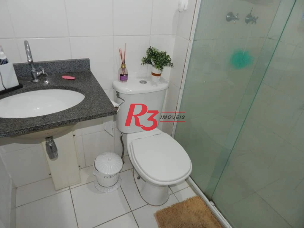 Apartamento com 3 dormitórios à venda, 70 m² por R$ 375.000,00 - Areia Branca - Santos/SP