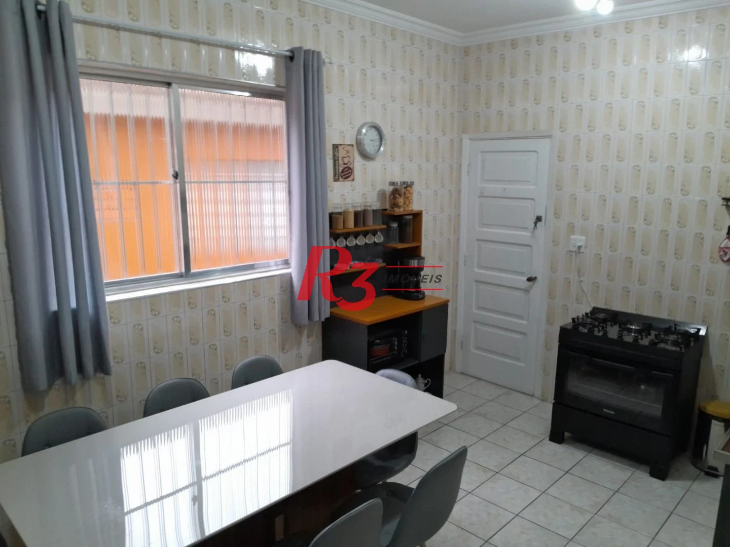 Sobrado à venda, 77 m² por R$ 670.000,00 - Ponta da Praia - Santos/SP