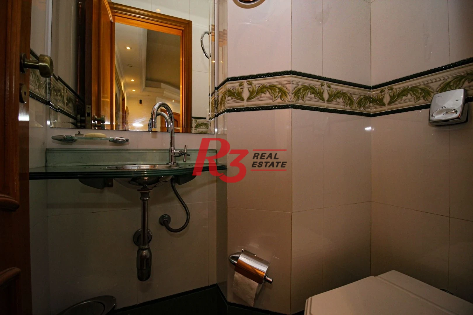 Apartamento para alugar, 136 m² por R$ 9.334,75/mês - Boqueirão - Santos/SP