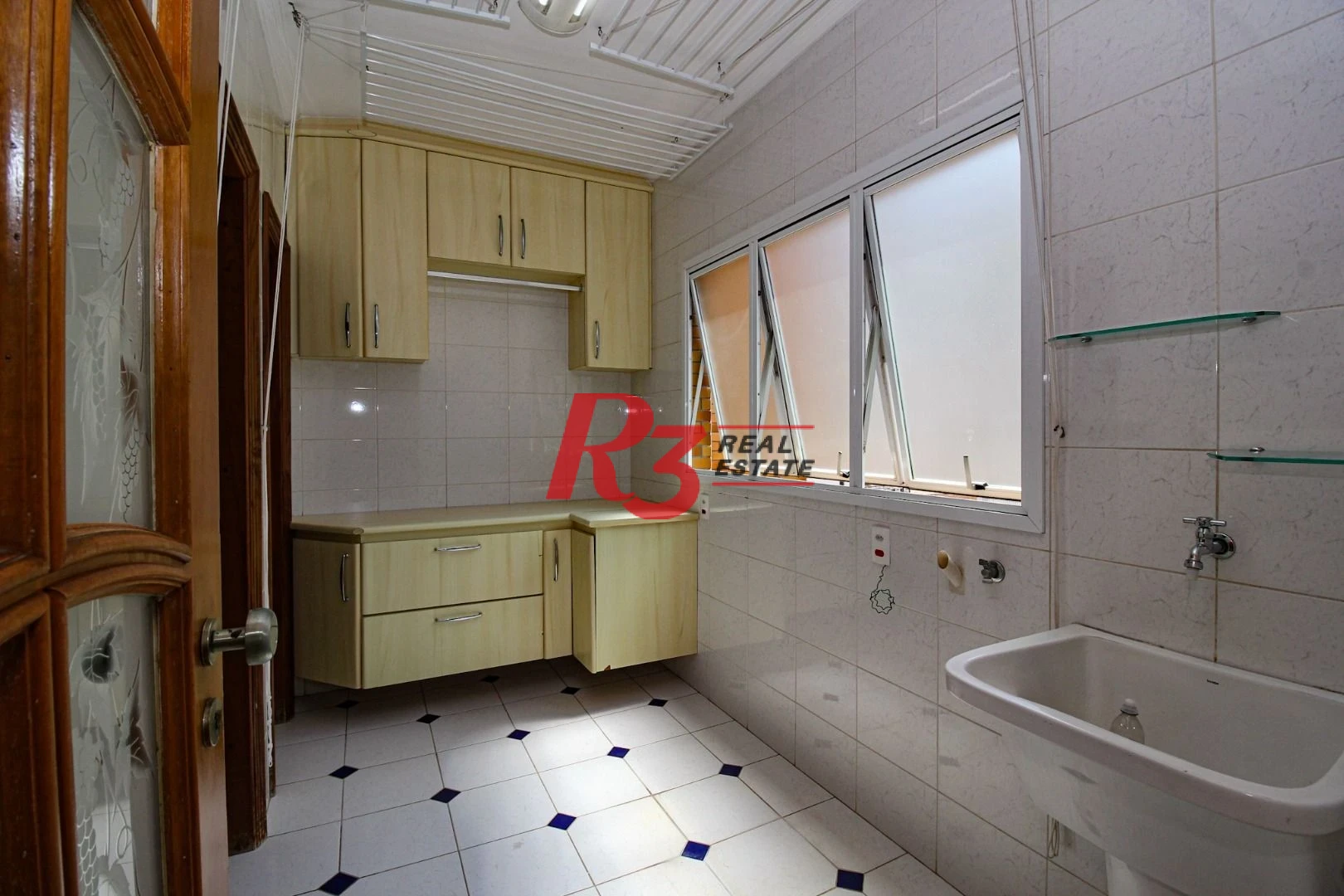Apartamento para alugar, 136 m² por R$ 9.334,75/mês - Boqueirão - Santos/SP
