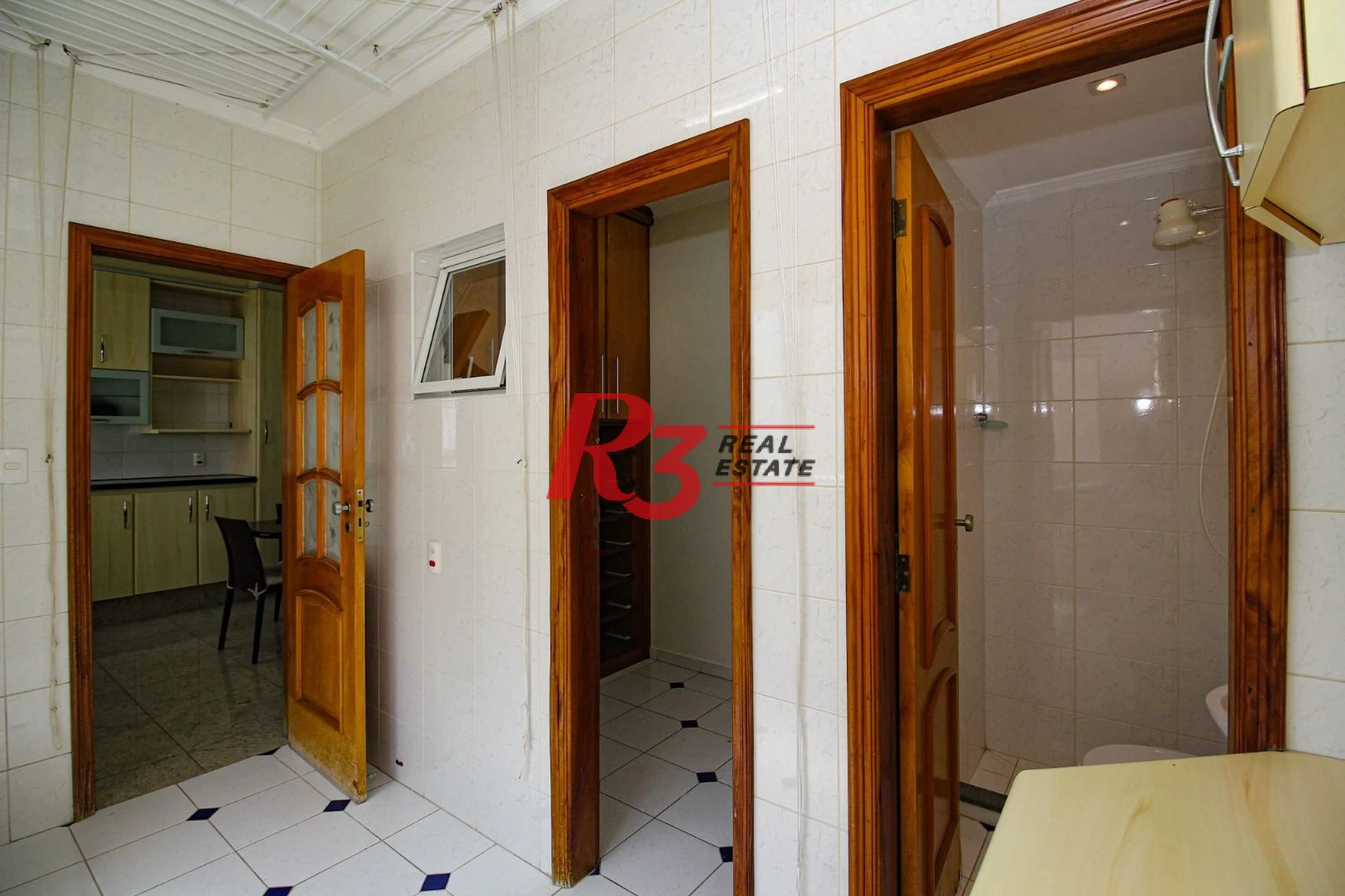 Apartamento para alugar, 136 m² por R$ 9.334,75/mês - Boqueirão - Santos/SP