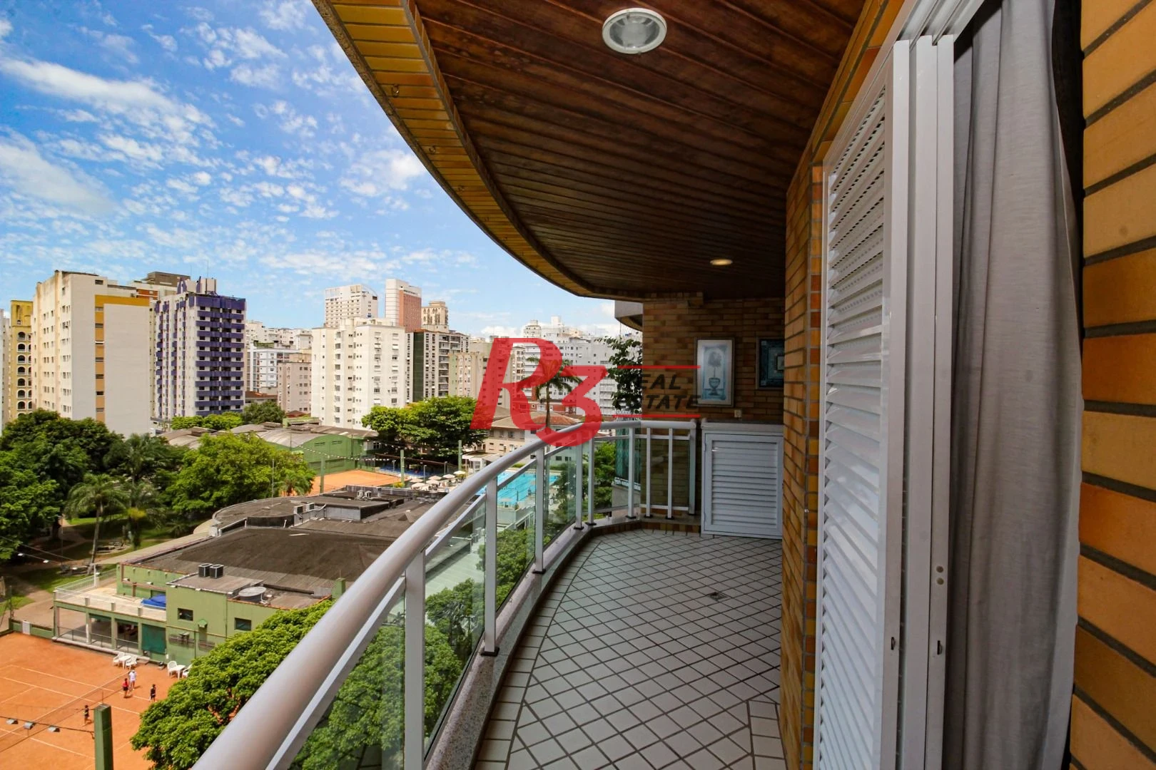 Apartamento para alugar, 136 m² por R$ 9.334,75/mês - Boqueirão - Santos/SP