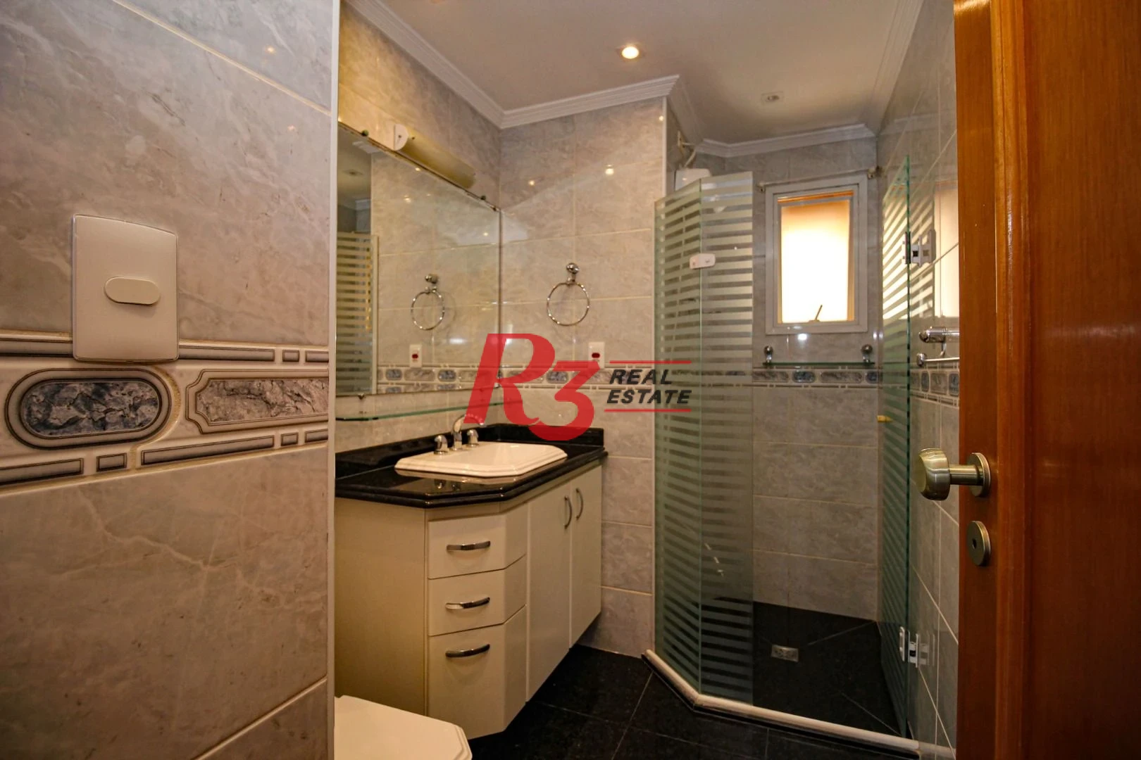 Apartamento para alugar, 136 m² por R$ 9.334,75/mês - Boqueirão - Santos/SP