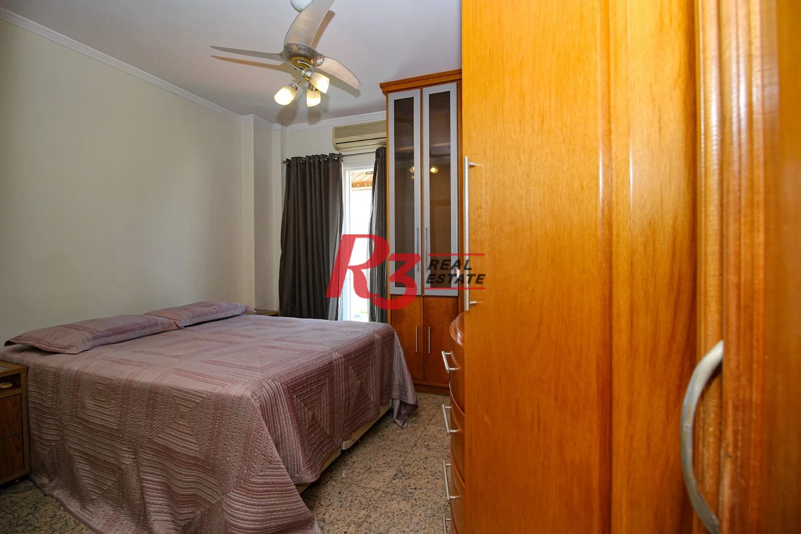 Apartamento para alugar, 136 m² por R$ 9.334,75/mês - Boqueirão - Santos/SP