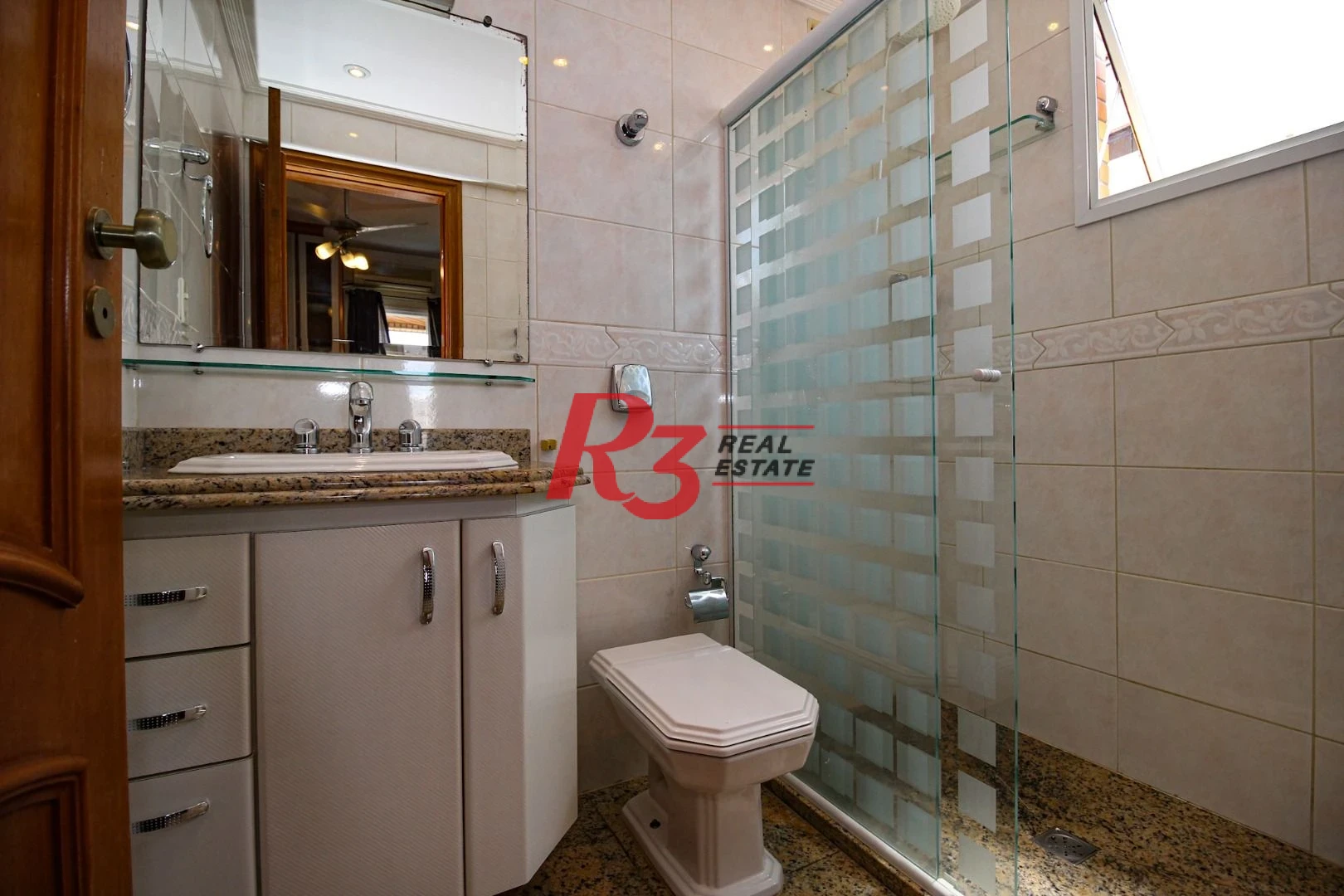 Apartamento para alugar, 136 m² por R$ 9.334,75/mês - Boqueirão - Santos/SP
