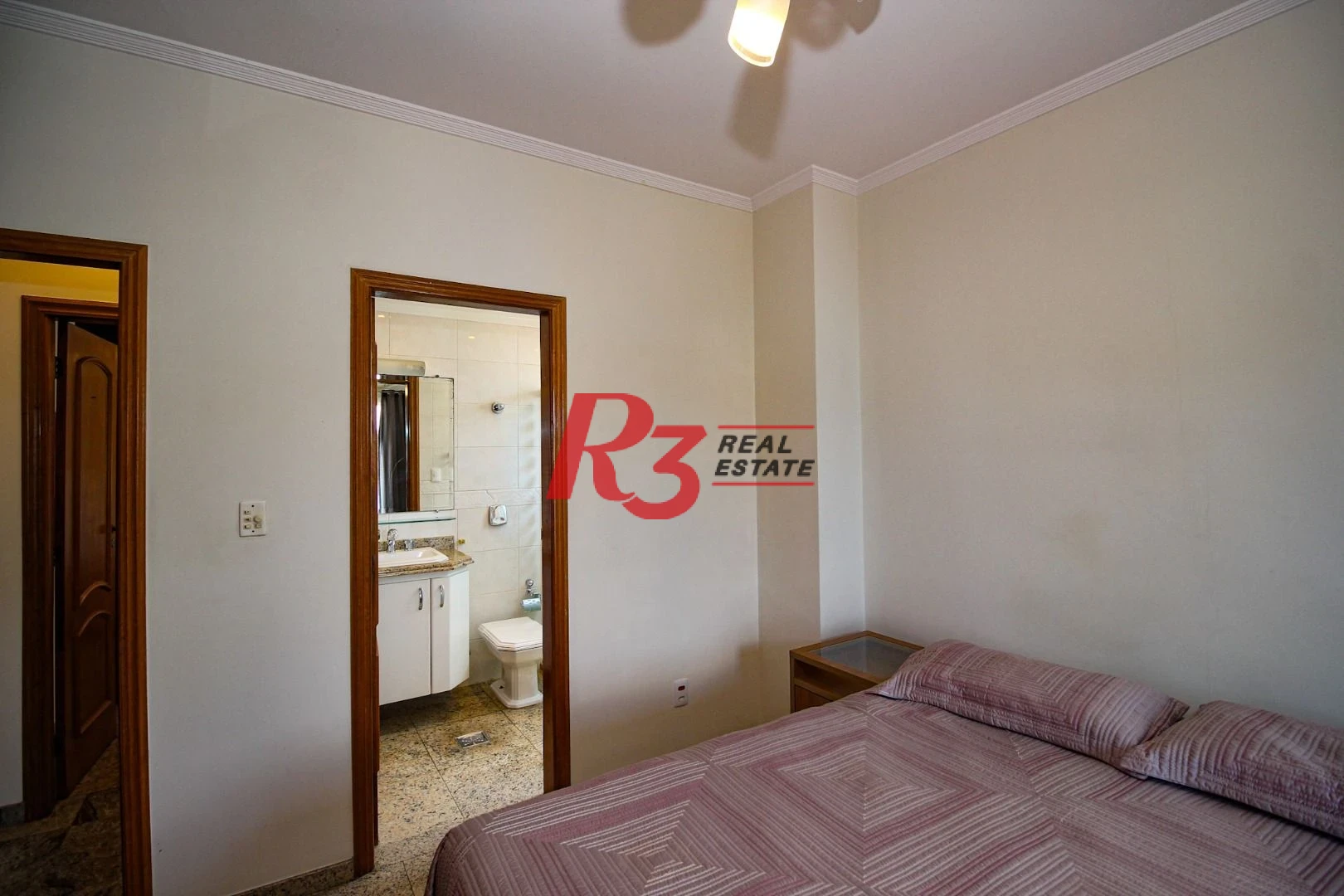 Apartamento para alugar, 136 m² por R$ 9.334,75/mês - Boqueirão - Santos/SP