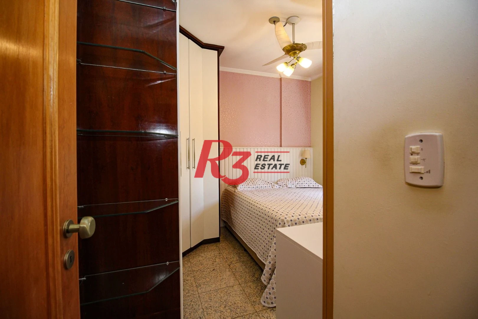 Apartamento para alugar, 136 m² por R$ 9.334,75/mês - Boqueirão - Santos/SP