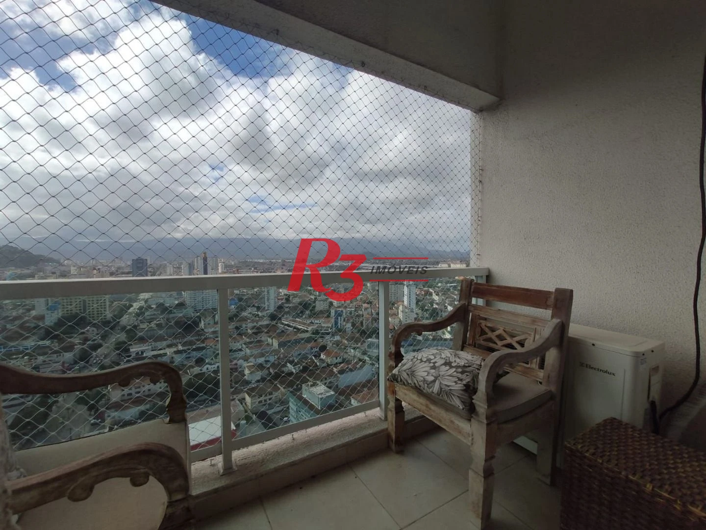 Apartamento com 1 dormitório para alugar, 47 m² por R$ 4.500,00/mês - Boqueirão - Santos/SP