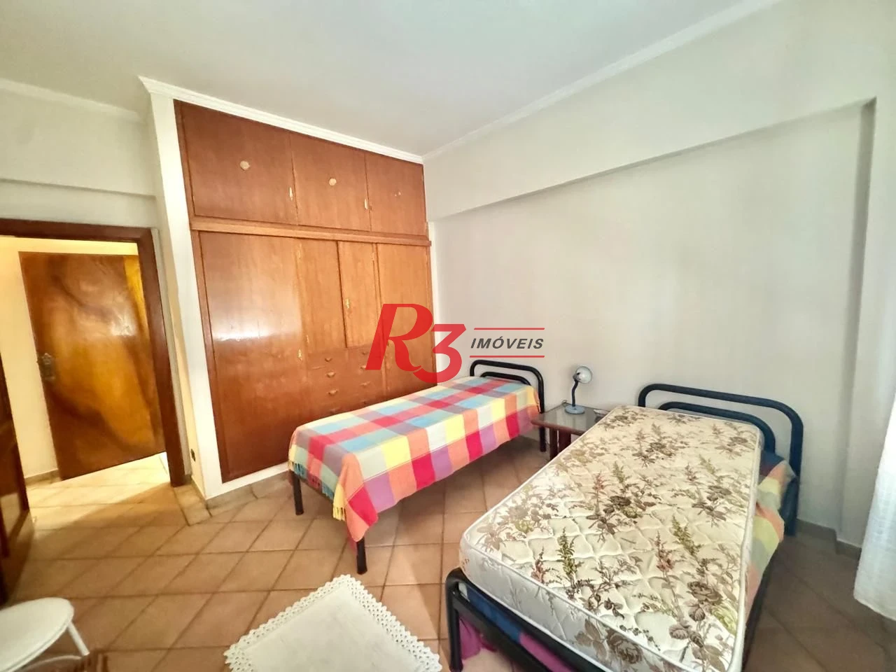 Apartamento com 3 dormitórios à venda, 137 m² por R$ 950.000,00 - Gonzaga - Santos/SP