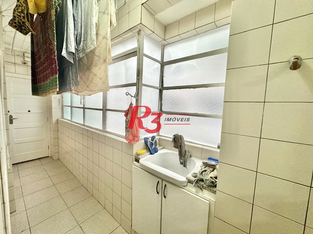 Apartamento com 3 dormitórios à venda, 137 m² por R$ 950.000,00 - Gonzaga - Santos/SP