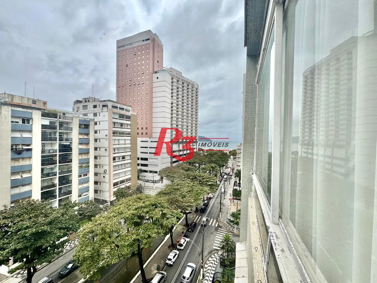 Apartamento com 3 dormitórios à venda, 137 m² por R$ 950.000,00 - Gonzaga - Santos/SP
