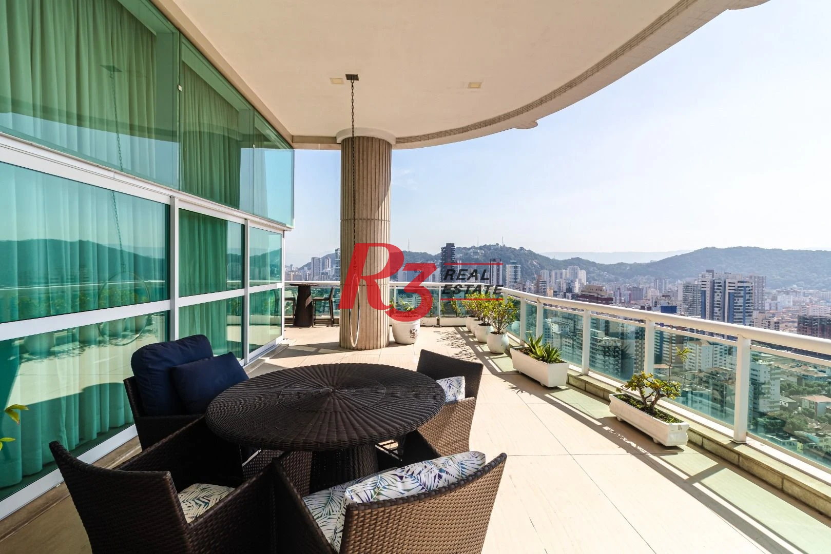 Cobertura à venda, 740 m² por R$ 16.000.000,00 - Gonzaga - Santos/SP
