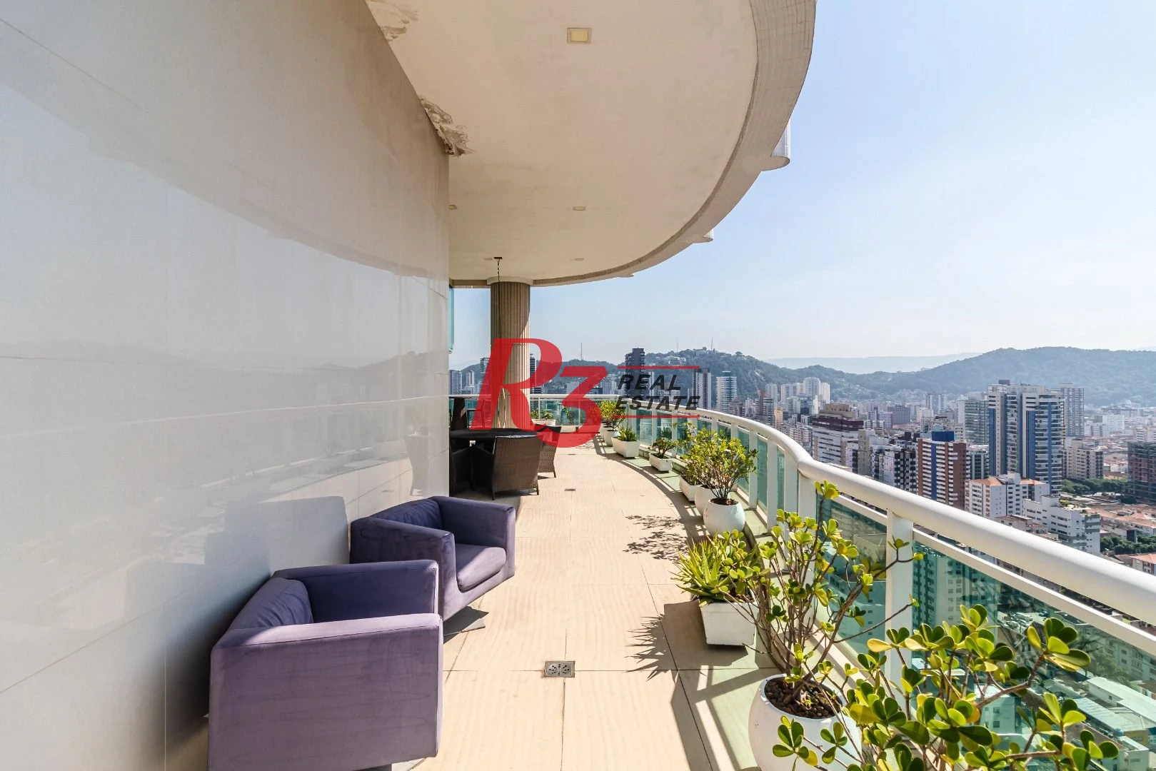 Cobertura à venda, 740 m² por R$ 16.000.000,00 - Gonzaga - Santos/SP