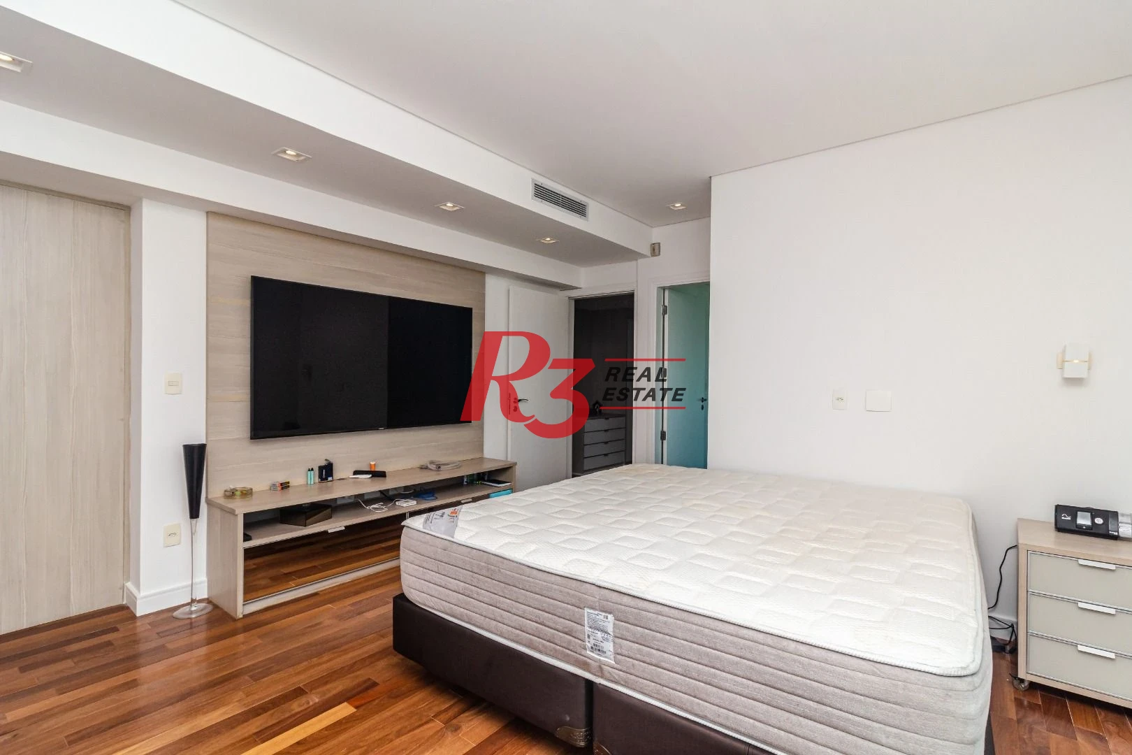 Cobertura à venda, 740 m² por R$ 16.000.000,00 - Gonzaga - Santos/SP