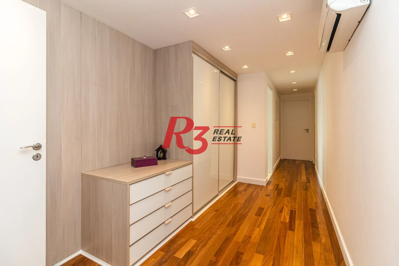 Cobertura à venda, 740 m² por R$ 16.000.000,00 - Gonzaga - Santos/SP