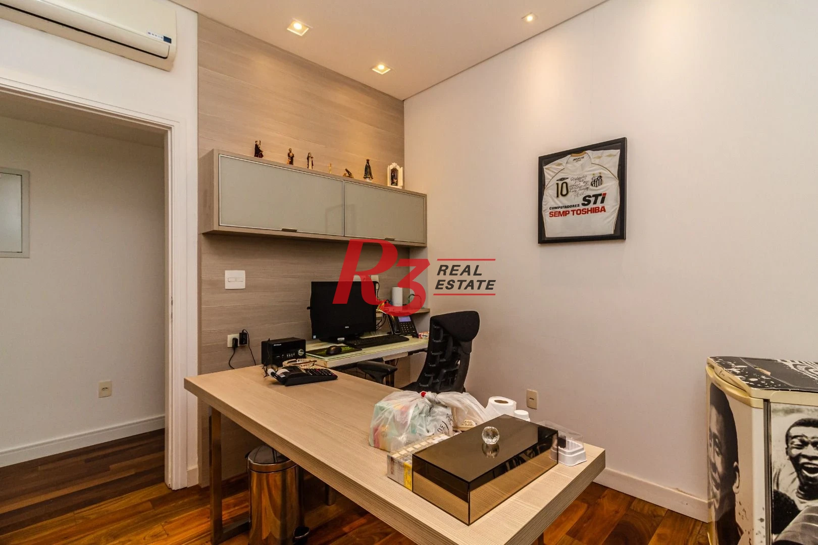 Cobertura à venda, 740 m² por R$ 16.000.000,00 - Gonzaga - Santos/SP