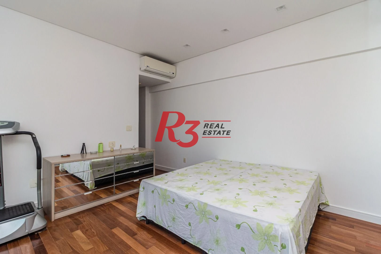 Cobertura à venda, 740 m² por R$ 16.000.000,00 - Gonzaga - Santos/SP