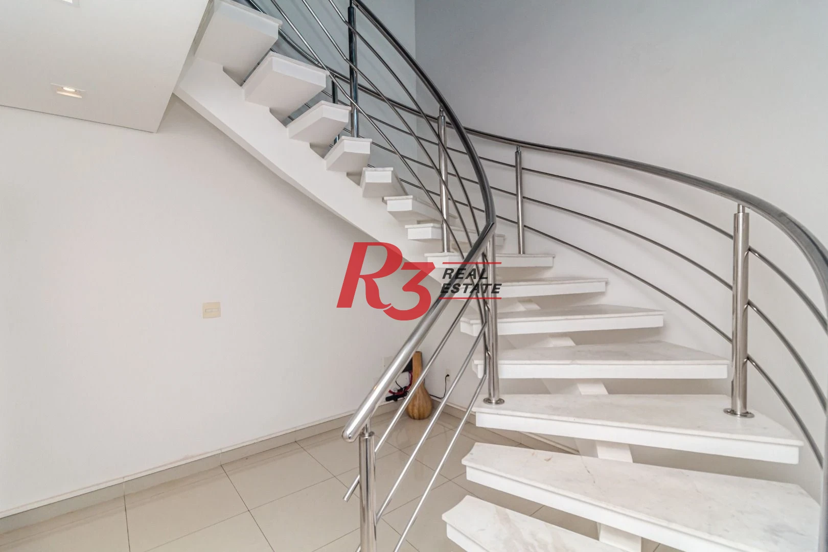 Cobertura à venda, 740 m² por R$ 16.000.000,00 - Gonzaga - Santos/SP