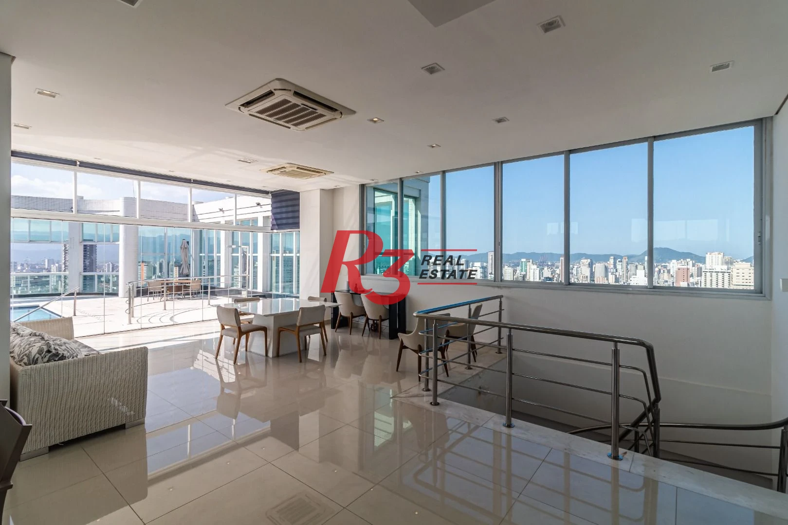 Cobertura à venda, 740 m² por R$ 16.000.000,00 - Gonzaga - Santos/SP