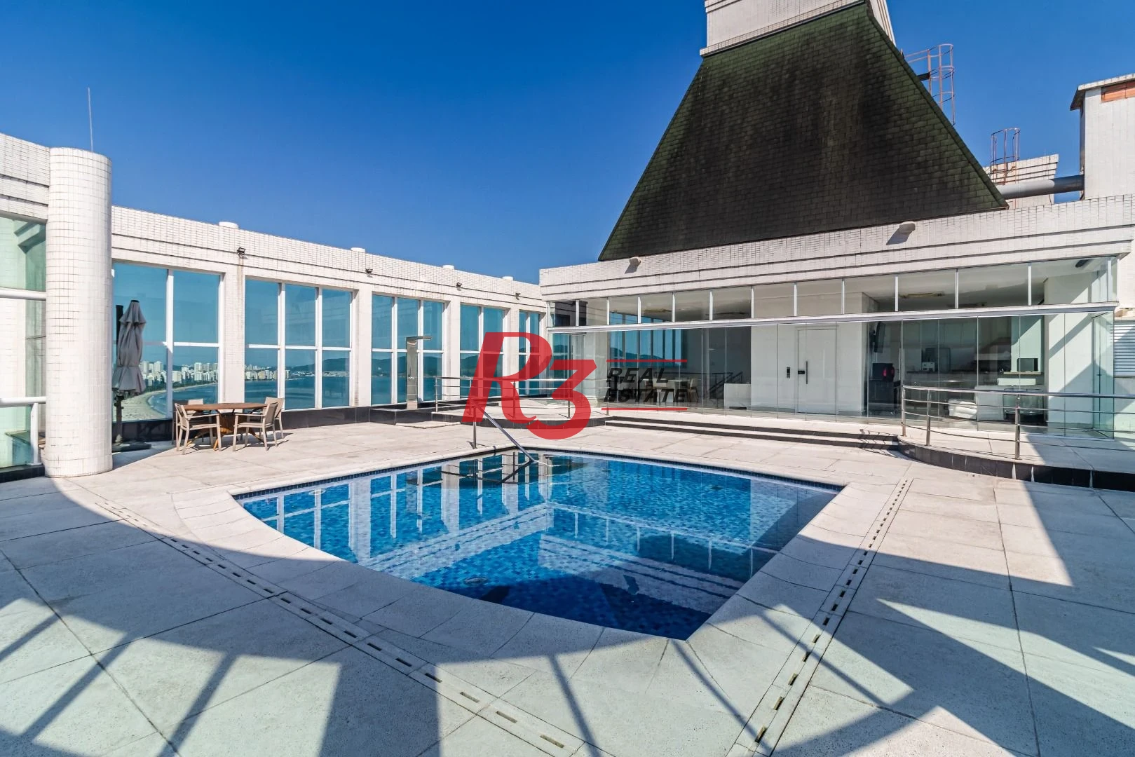 Cobertura à venda, 740 m² por R$ 16.000.000,00 - Gonzaga - Santos/SP