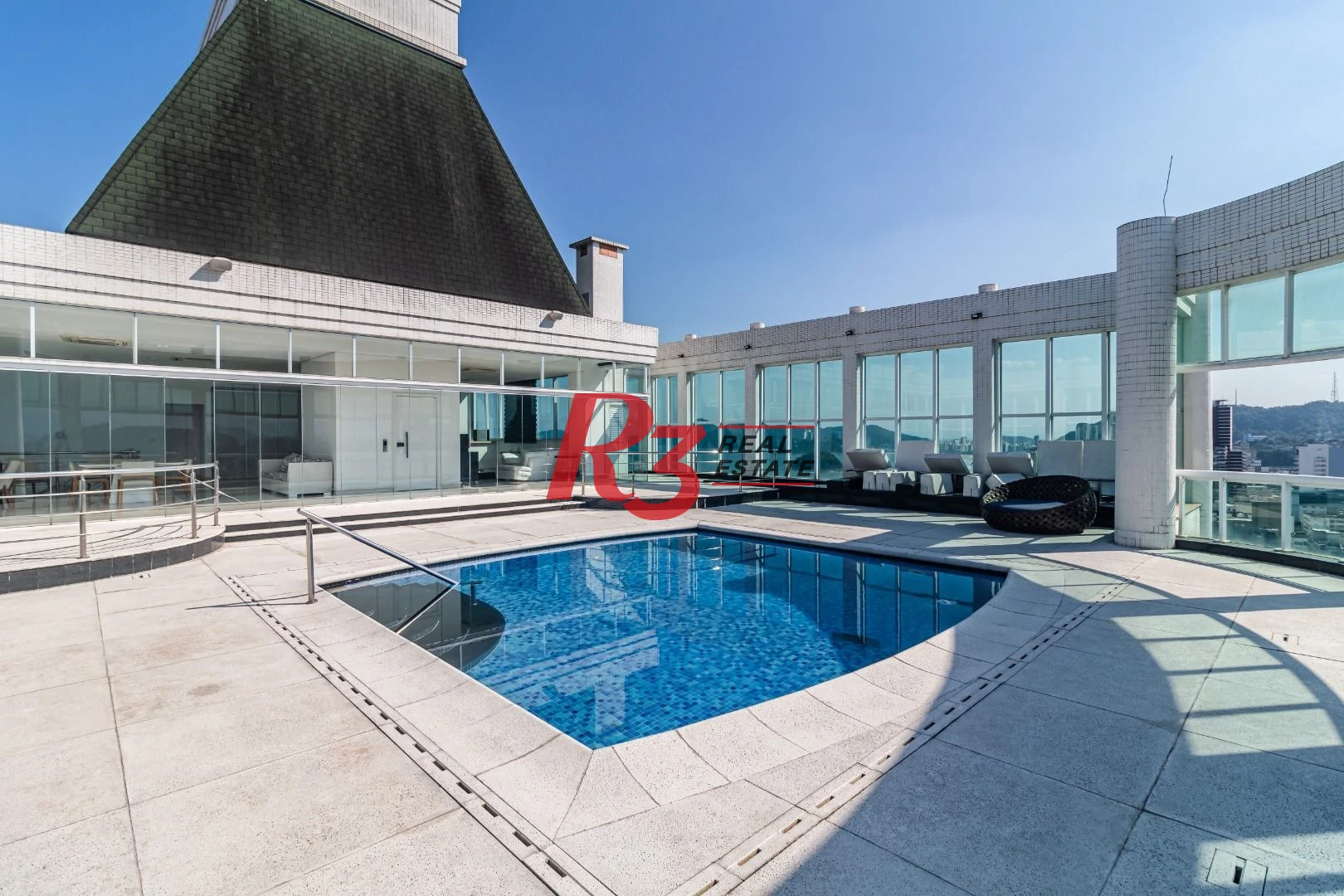 Cobertura à venda, 740 m² por R$ 16.000.000,00 - Gonzaga - Santos/SP
