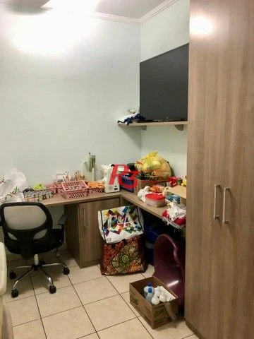 Apartamento de 3 dormitórios à venda na Santa Maria em Santos.
