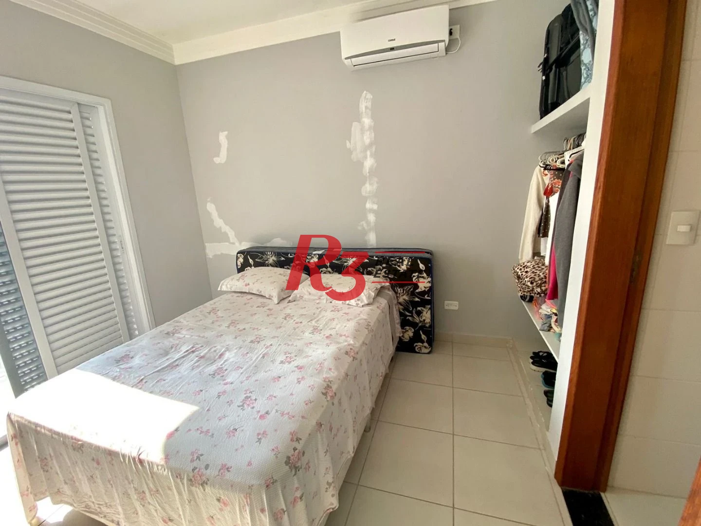 Sobrado com 4 dormitórios à venda, 173 m² - Solemar - Praia Grande/SP