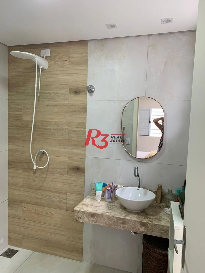 Sobrado à venda, 138 m² por R$ 1.300.000,00 - Boqueirão - Santos/SP