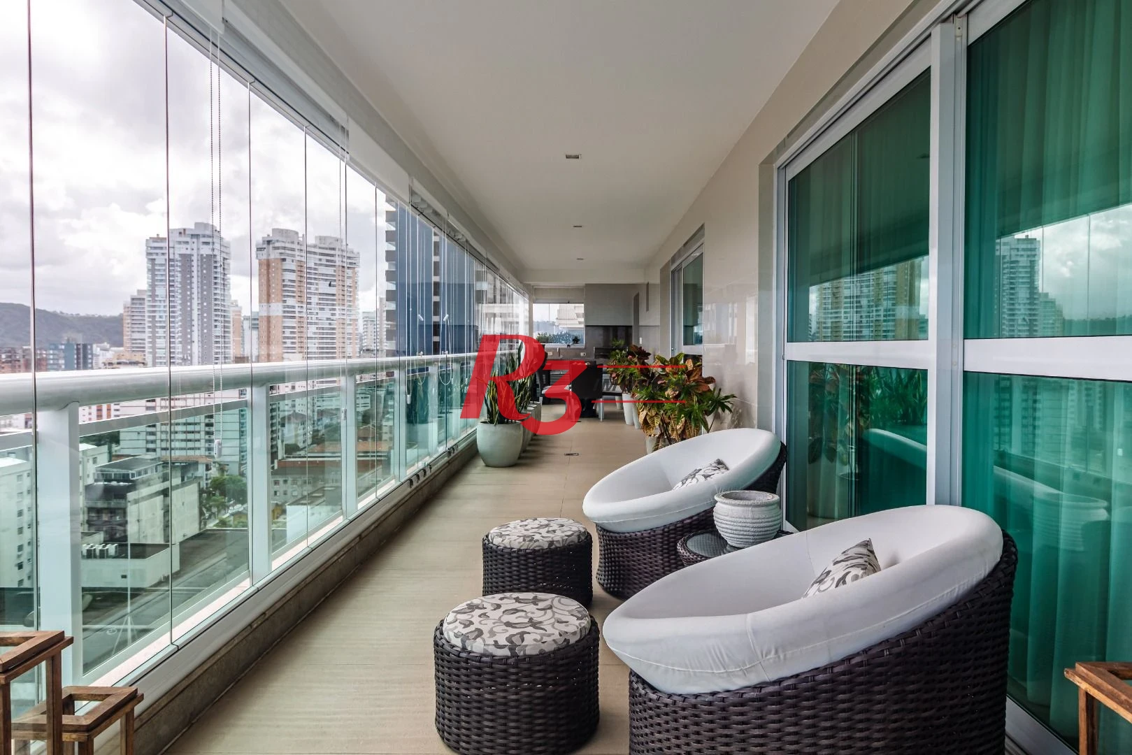 Apartamento com 4 dormitórios à venda, 475 m² por R$ 14.000.000,00 - Gonzaga - Santos/SP